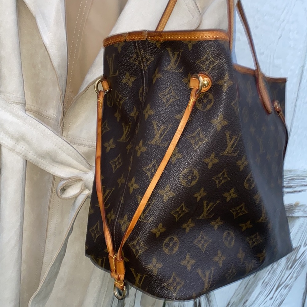 LV Neverfull MM - Picture 4 of 13
